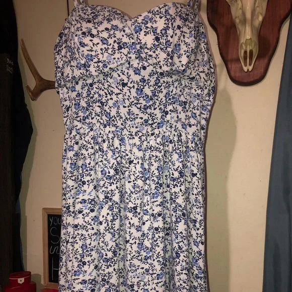 New Look | Dresses | This Is A Springsummer Dress It Fit Me Great Im  Pregnant And Cant Fit It | Poshmark